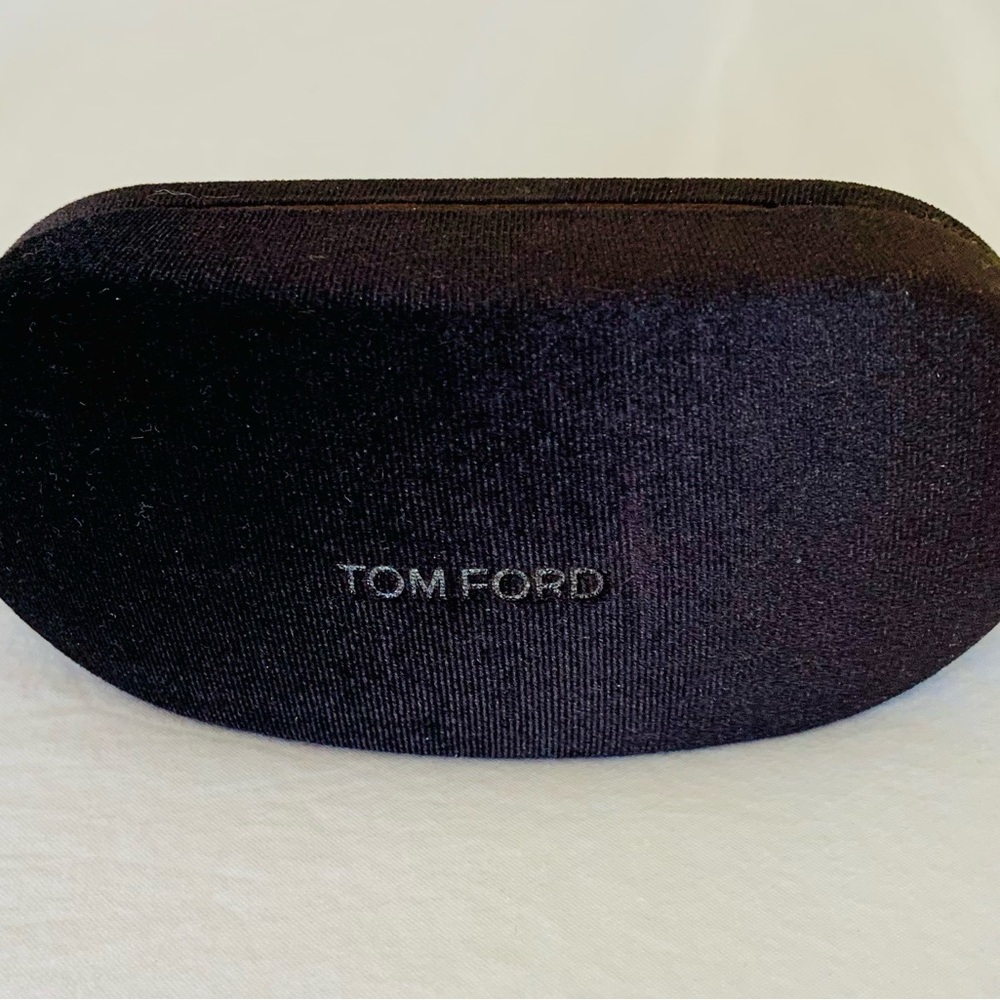 Tom Ford sunglasses hard case
Chocolate brown - Picture 5 of 5